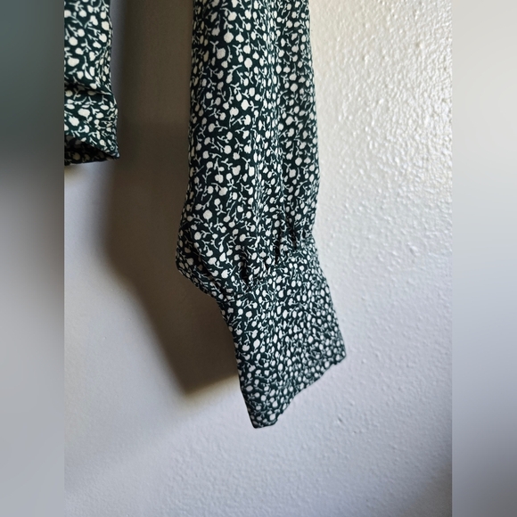 Abercrombie & Fitch, Floral Cropped Top, Green/Cream, Size Small - Picture 4 of 6